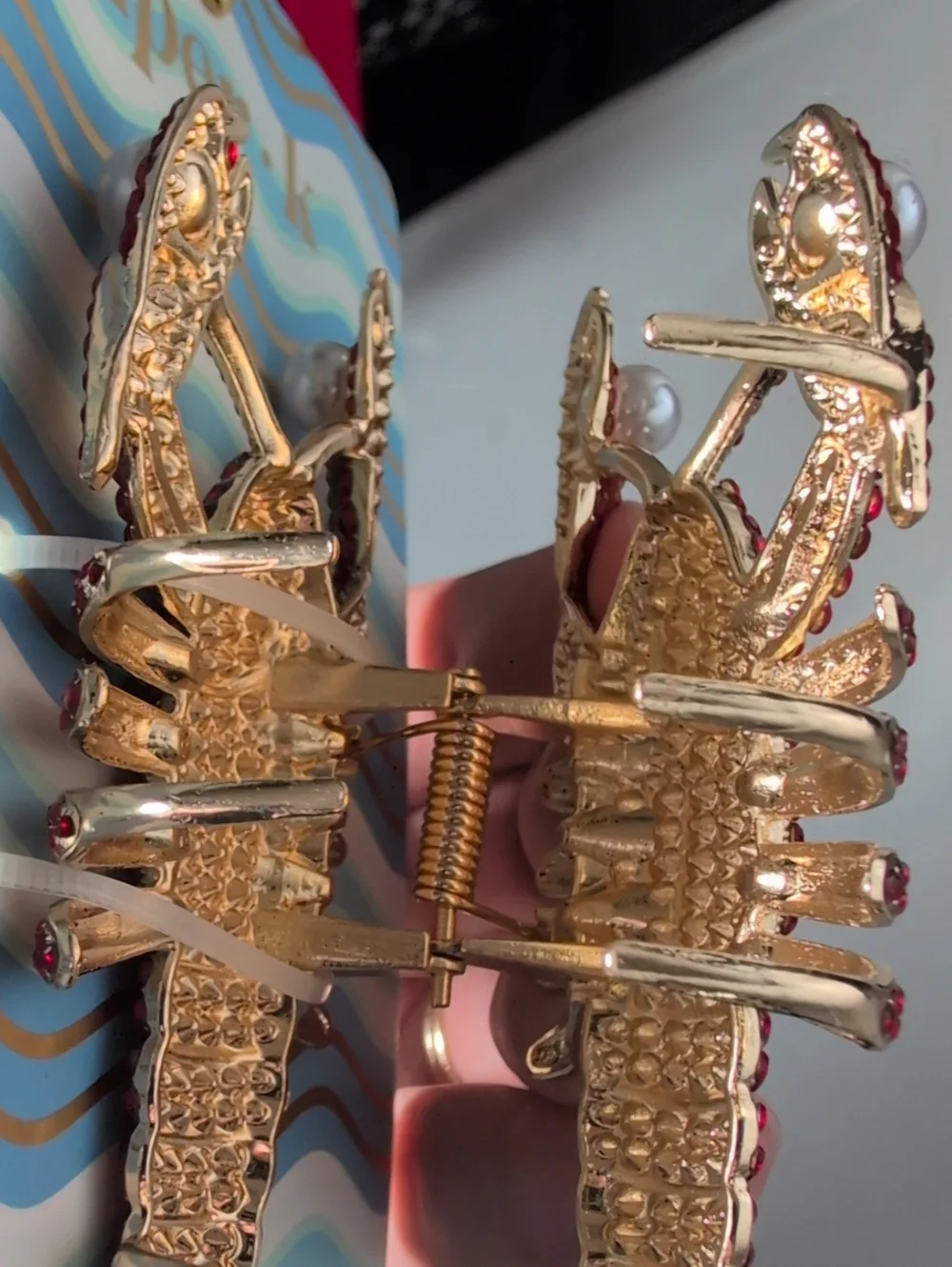 Piper K Lobster Metal Crystal Hair Claw Clip